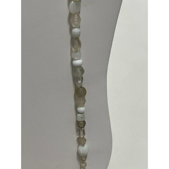 Long Beaded Statement Fashion Necklace White Green - Picture 7 of 11